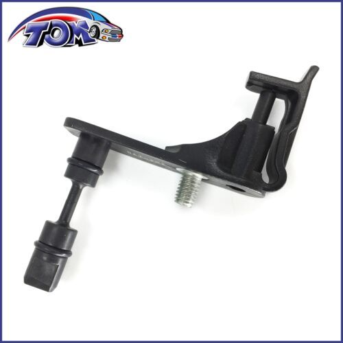 Tom Auto Parts Manual Transmission Relay Lever Cable Carrier 