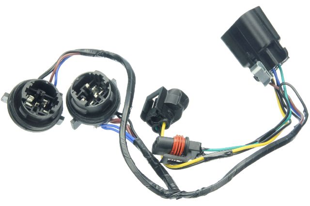 Headlight Wiring Harness (URO Parts CE1318538)