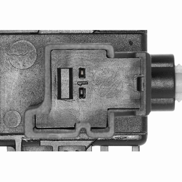 Brake Light Switch for 2004-2011 Volvo S40 (Vemo V25-73-0068)