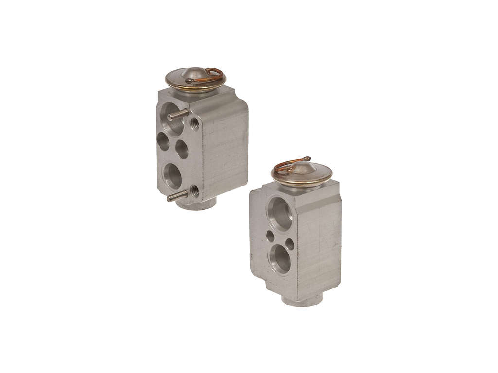 2022, 2021, 2020, 2019, 2018, 2017, 2016, 2015, 2014 Mini Cooper Gran Coupe A/C Expansion Valve