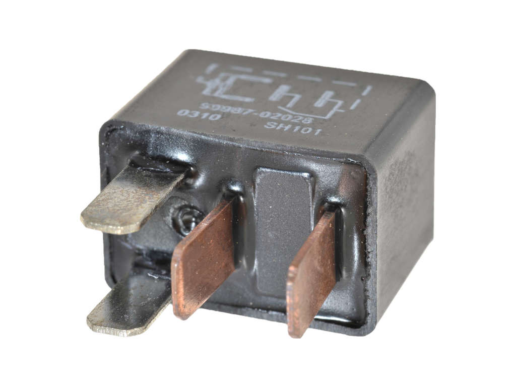 A/C Clutch Relay - Right (Autopart International W0133-3066414)