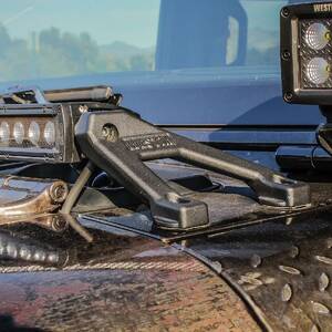 Light Bar Mounting Kit