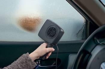 Windshield Defroster Nozzle