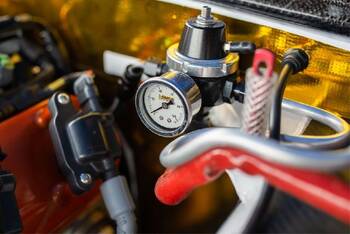 Engine Oil Pressure Gauge