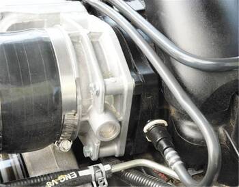 Fuel Injection Throttle Body Spacer